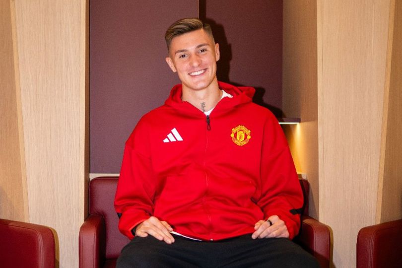 Sesko Siap Jadi 'Raja Udara' Baru MU, Tantang Dominasi Harry Maguire